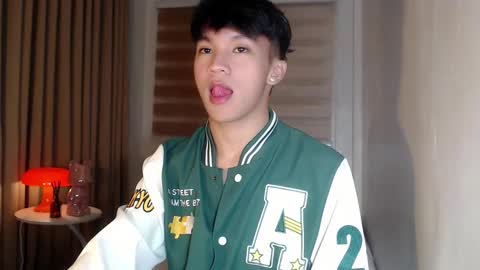 Snapshot of etherealboytoy4hire chatting on 04.27.26 Rey online show from 04.27.26