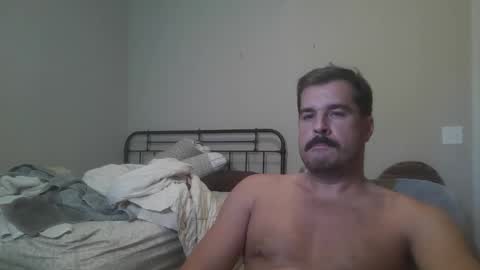 Snapshot of etim33 chatting on 10.08.25 etim33 online show from 10.08.25