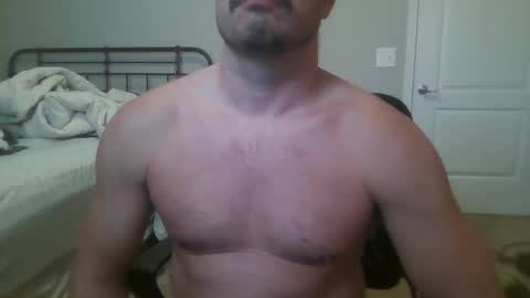 Snapshot of etim33 chatting on 10.22.25 etim33 online show from 10.22.25