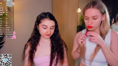 Snapshot of eugeniabrainard chatting on 03.02.25 Kira and Kamila online show from 03.02.25