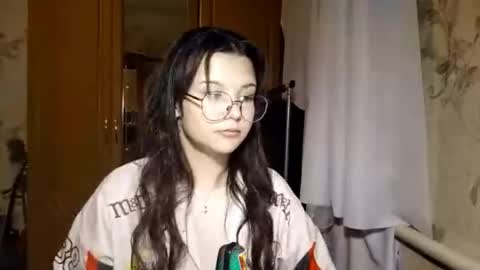 Snapshot of eugeniecarrubba chatting on 05.21.26 Lily 1st day online show from 05.21.26