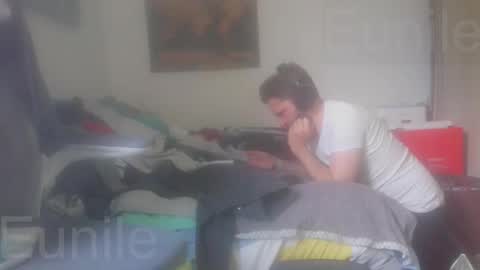 eunile online show from 05.14.26