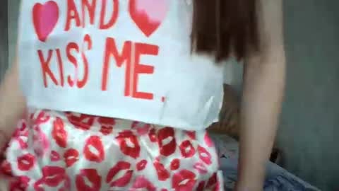 eva00186 online show from 02.04.25