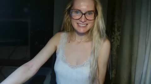 eva2323 online show from 03.08.25