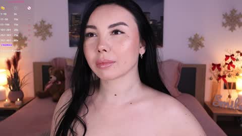 Snapshot of eva__si chatting on 01.01.25 Eva online show from 01.01.25