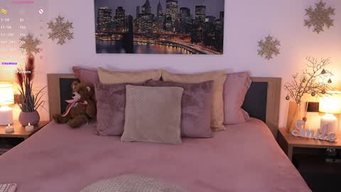 Snapshot of eva__si chatting on 01.09.25 Eva online show from 01.09.25