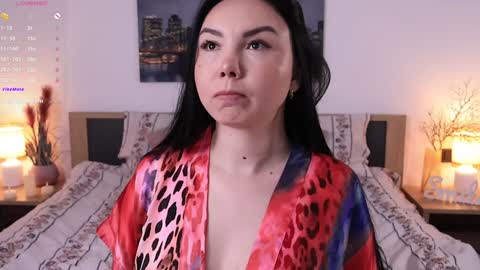 Snapshot of eva__si chatting on 01.30.25 Eva online show from 01.30.25