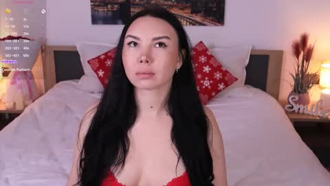 Snapshot of eva__si chatting on 11.23.25 Eva online show from 11.23.25