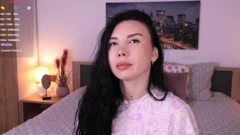 Snapshot of eva__si chatting on 04.05.26 Eva online show from 04.05.26