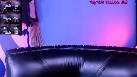 Iris Smile  independent model online show from 03.04.26