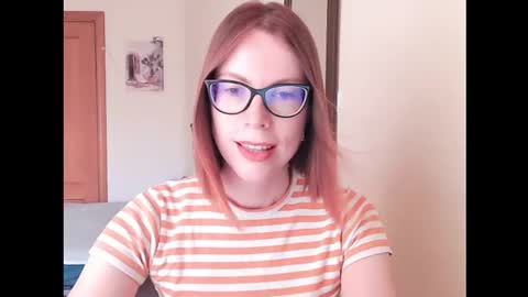Snapshot of eva_cutesmile chatting on 06.28.26 Eva online show from 06.28.26