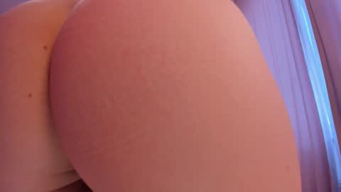 Eva Davis online show from 01.19.25