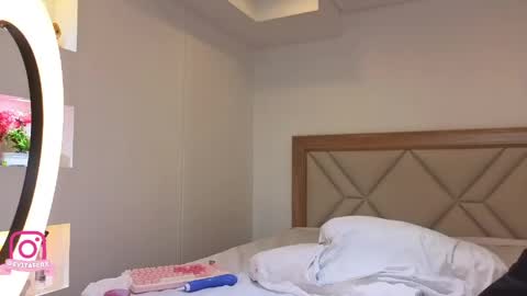 Eva online show from 04.25.26