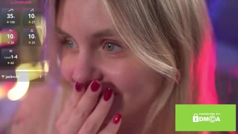 Evienne online show from 11.28.25