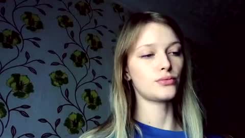 Snapshot of eva_eyre chatting on 06.29.26 Evvie online show from 06.29.26