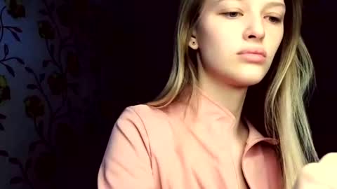 Snapshot of eva_eyre chatting on 06.30.26 Evvie online show from 06.30.26