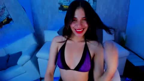 eva_hells online show from 10.24.25