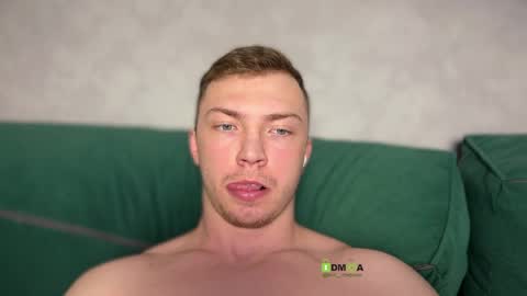 Eva and Iron online show from 04.11.26