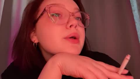 eva_kittenn online show from 12.15.25