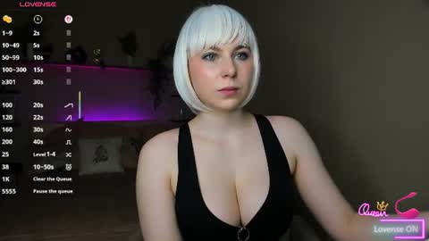Snapshot of eva_lawrence chatting on 06.30.26 Eva online show from 06.30.26