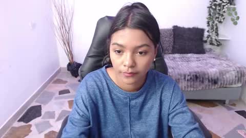 Eva  online show from 01.05.26