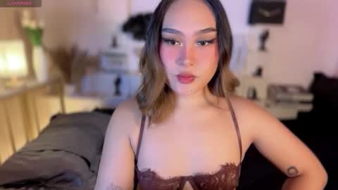 Queen Eva Mazikeen online show from 03.06.26