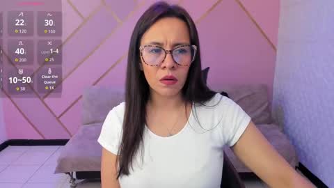 Eva  online show from 10.08.25