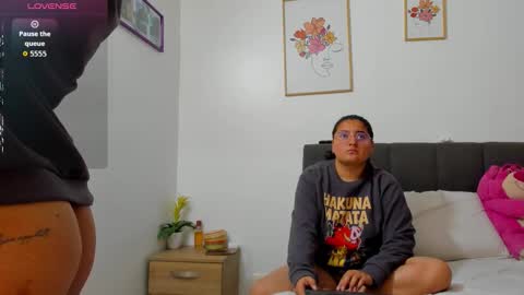 Eva y Mia online show from 03.29.26