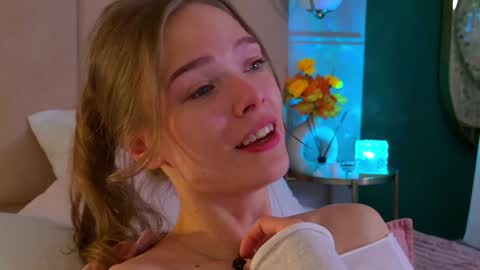 Eva online show from 12.08.24