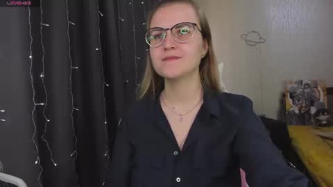 Snapshot of eva_orchid chatting on 06.19.26 Eva online show from 06.19.26