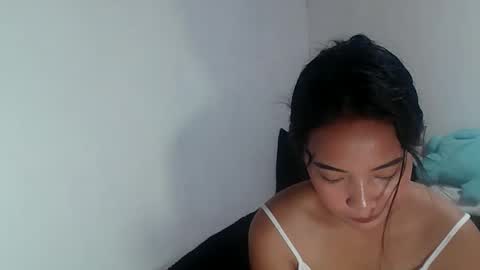 eva_pinay19 online show from 10.26.25