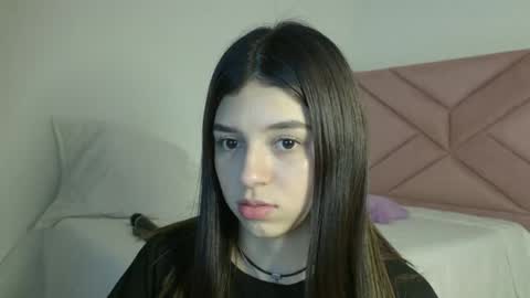 Snapshot of eva_sin18 chatting on 05.15.26 Eva Sin online show from 05.15.26