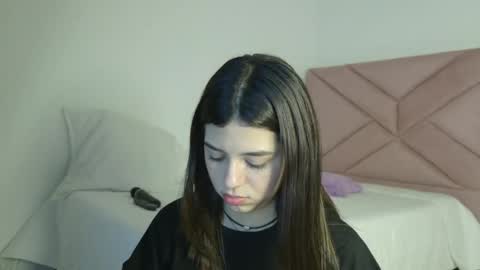 Snapshot of eva_sin18 chatting on 05.16.26 Eva Sin online show from 05.16.26