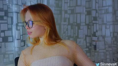 Hi there i am Eva and i wish create a nice community with you so join my Ticket Show for more pleasure online show from 02.04.25