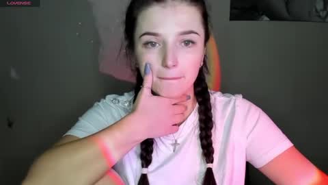 Snapshot of evaamillerr chatting on 12.02.24 Eva online show from 12.02.24