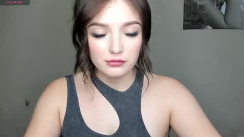 Snapshot of evaamillerr chatting on 01.07.25 Eva online show from 01.07.25