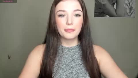 Snapshot of evaamillerr chatting on 01.18.25 Eva online show from 01.18.25