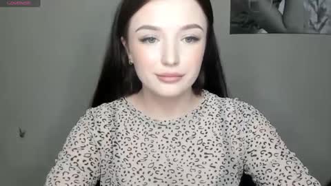 Snapshot of evaamillerr chatting on 01.20.25 Eva online show from 01.20.25