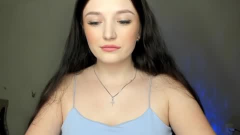 Snapshot of evaamillerr chatting on 02.26.25 Eva online show from 02.26.25