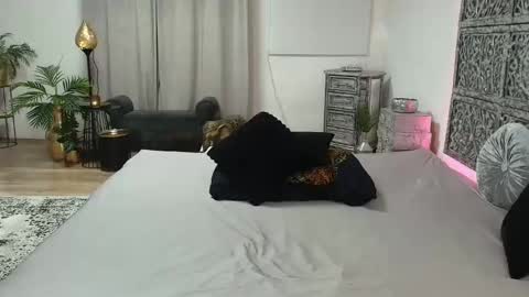 evabarbi online show from 12.16.24