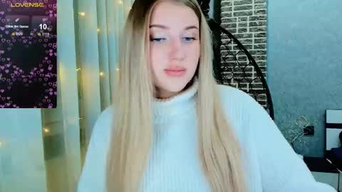 Eva  online show from 11.29.25