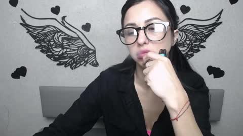 EvaClarkk online show from 05.28.26