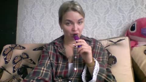 evadelicious_ online show from 07.01.26