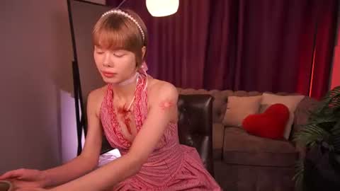 Snapshot of evaeverly chatting on 07.18.26 evaeverly online show from 07.18.26