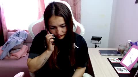 Snapshot of evagrays chatting on 02.03.25 Eva online show from 02.03.25