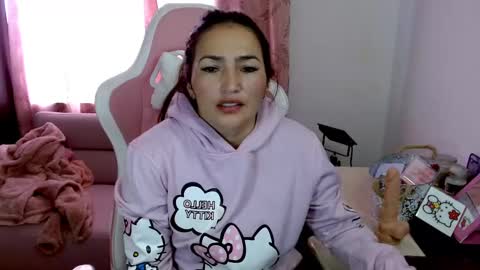 Snapshot of evagrays chatting on 02.22.25 Eva online show from 02.22.25