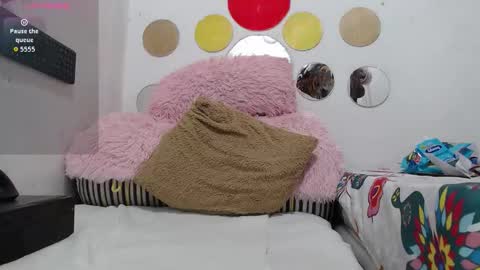 Snapshot of evahootxx chatting on 02.08.26 EVA online show from 02.08.26