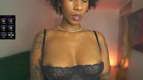 evajacksss_ online show from 12.20.24