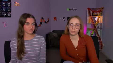 Snapshot of evalora_vei chatting on 10.23.25 evalora online show from 10.23.25