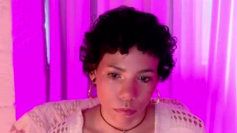 Evaluna  Independent model online show from 08.05.26